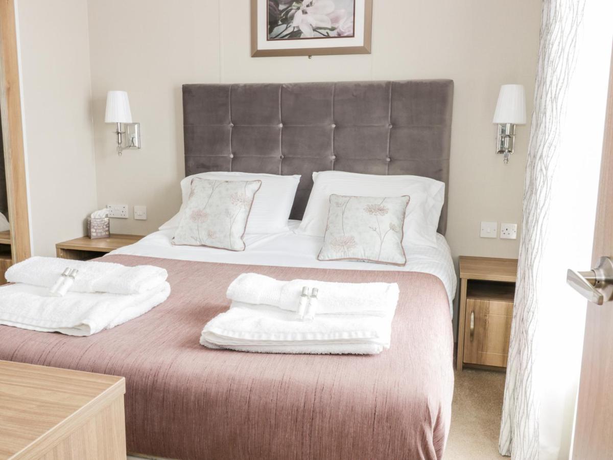 Serena Lodge ジェドバラ エクステリア 写真