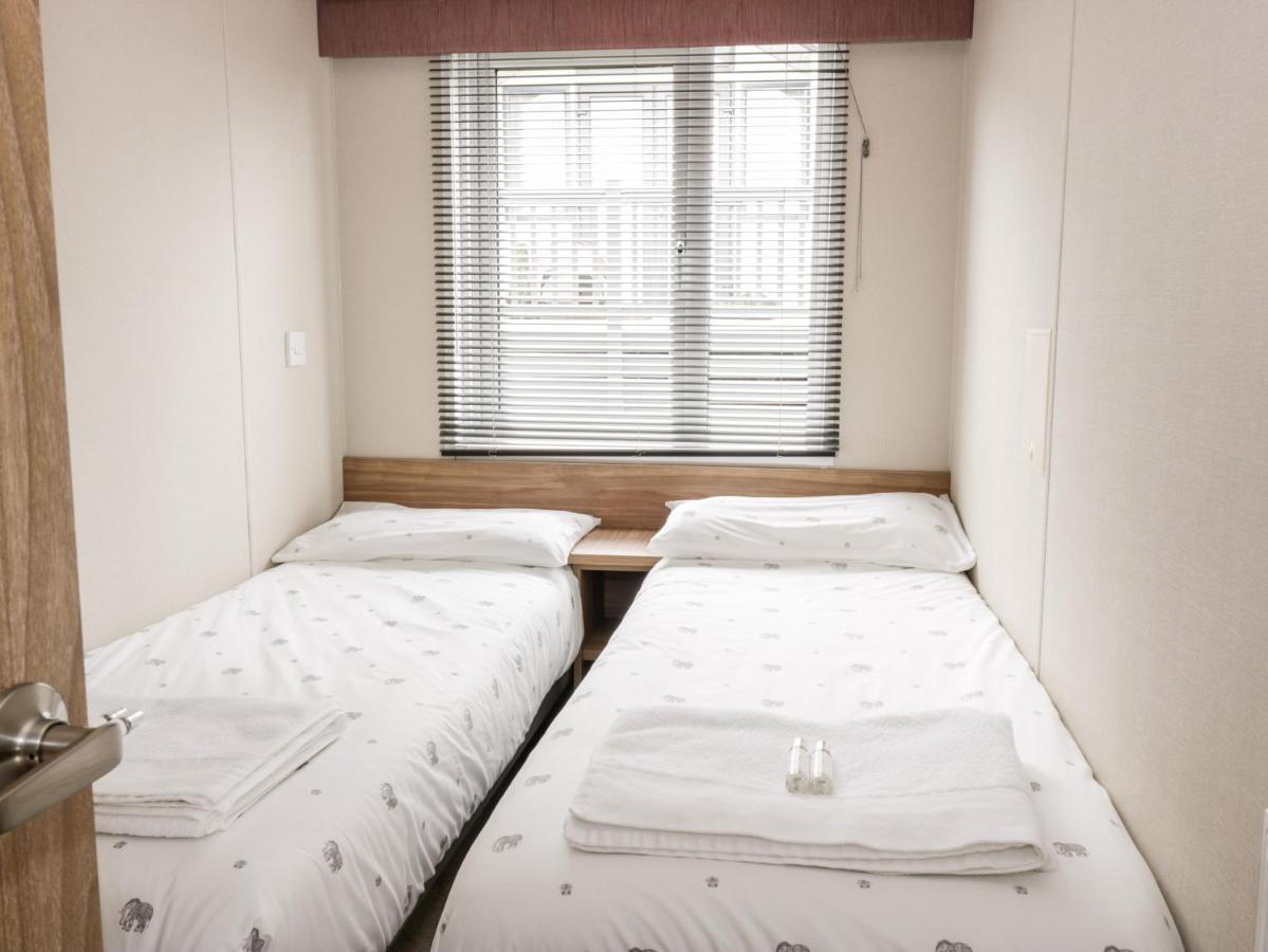 Serena Lodge ジェドバラ エクステリア 写真