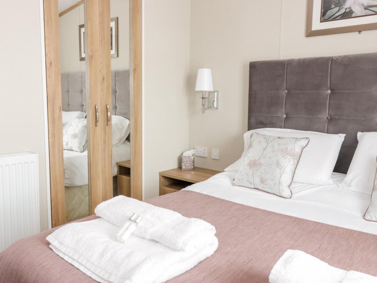 Serena Lodge ジェドバラ エクステリア 写真