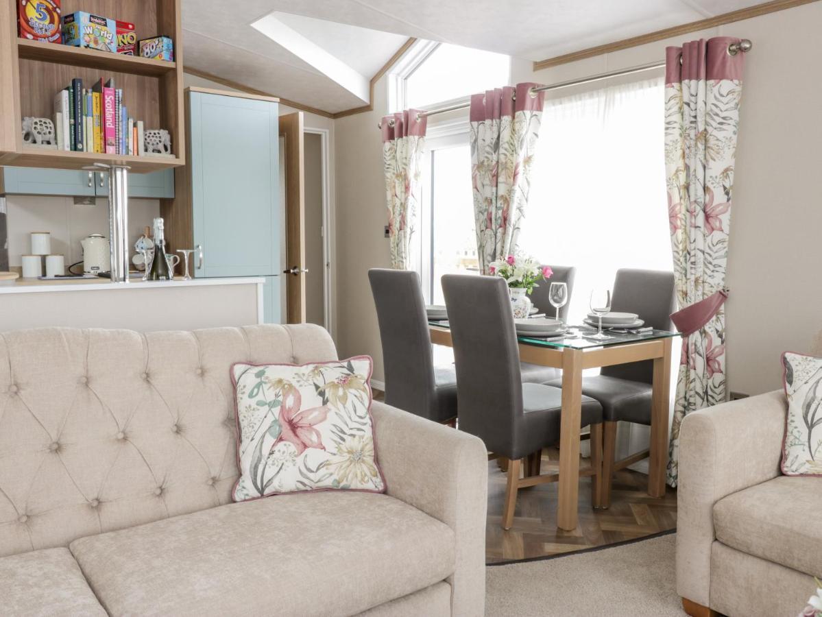 Serena Lodge ジェドバラ エクステリア 写真